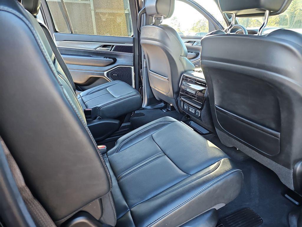 used 2022 Jeep Wagoneer car, priced at $43,900