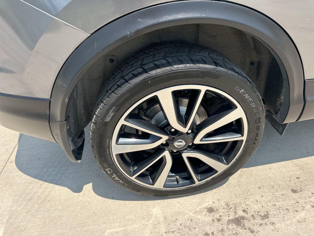 used 2017 Nissan Rogue Sport car, priced at $16,900