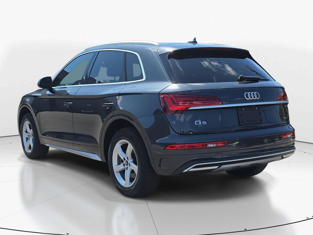 used 2021 Audi Q5 car, priced at $27,400