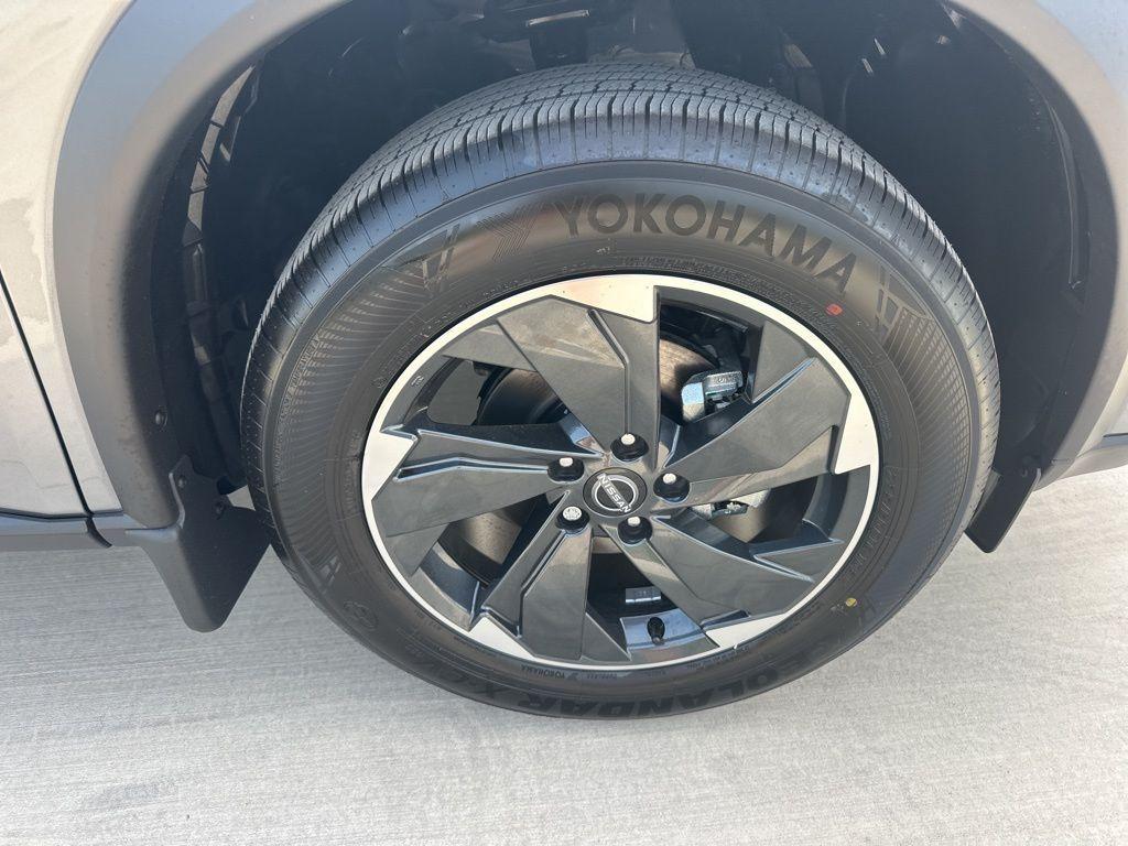 new 2025 Nissan Rogue car, priced at $33,115