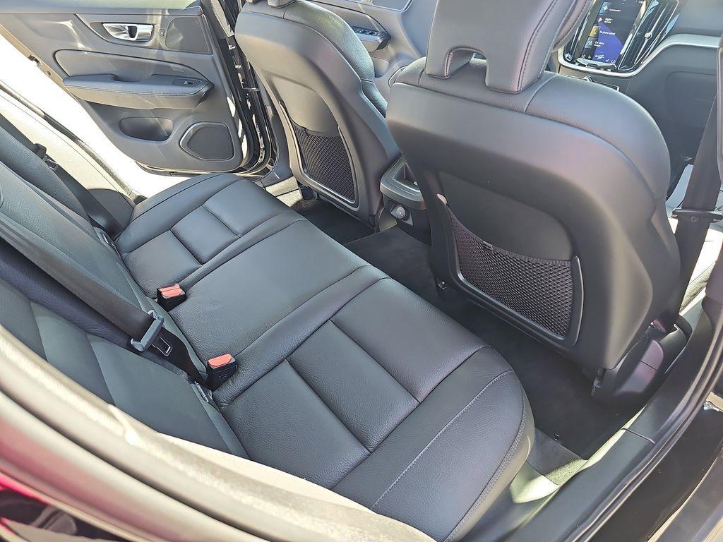 used 2021 Volvo V60 Cross Country car, priced at $21,400