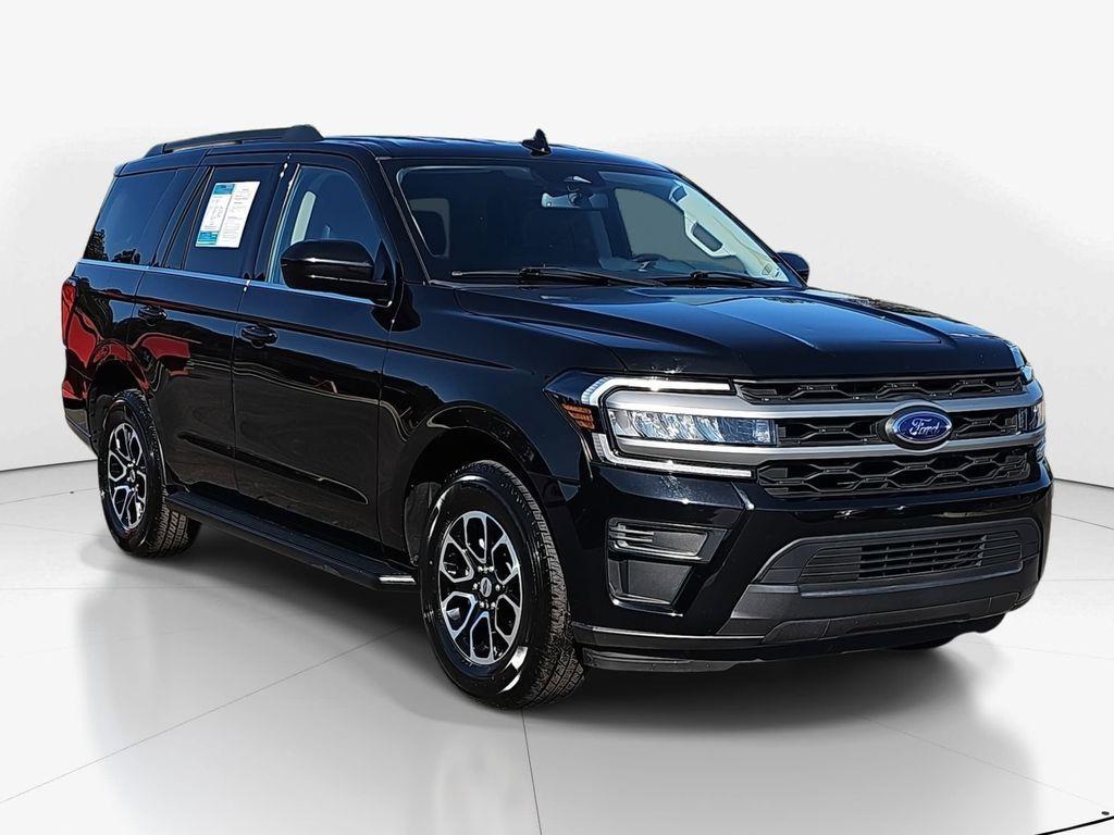 used 2024 Ford Expedition car, priced at $37,900
