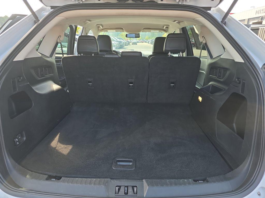 used 2024 Ford Edge car, priced at $22,300