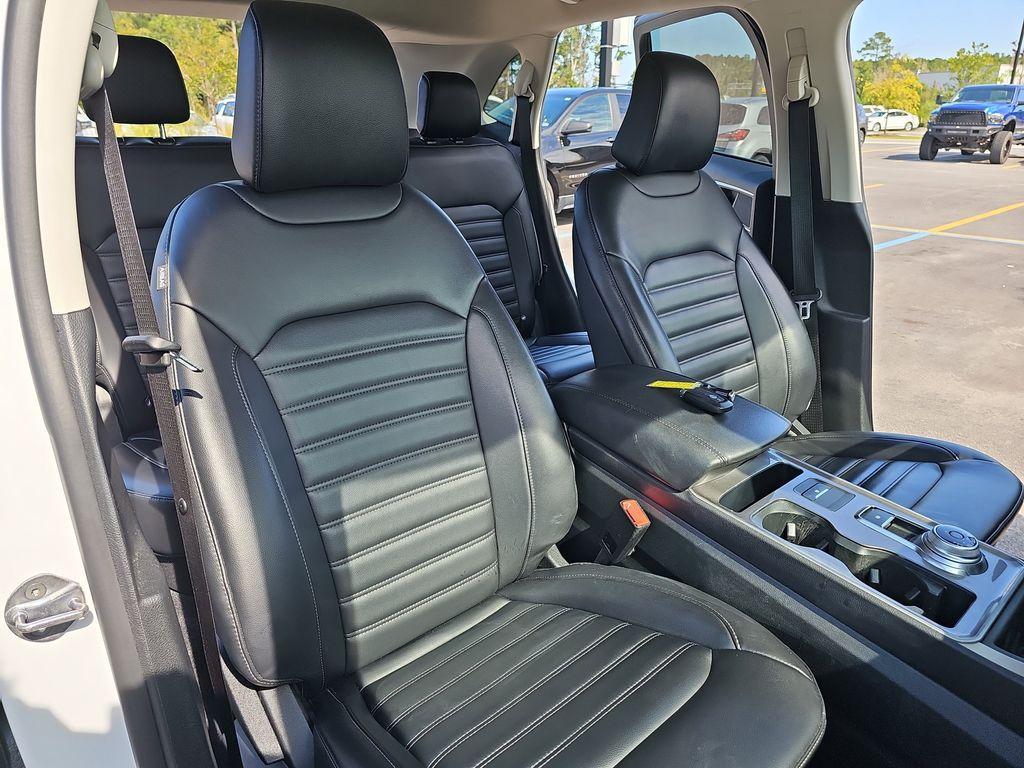 used 2024 Ford Edge car, priced at $19,200