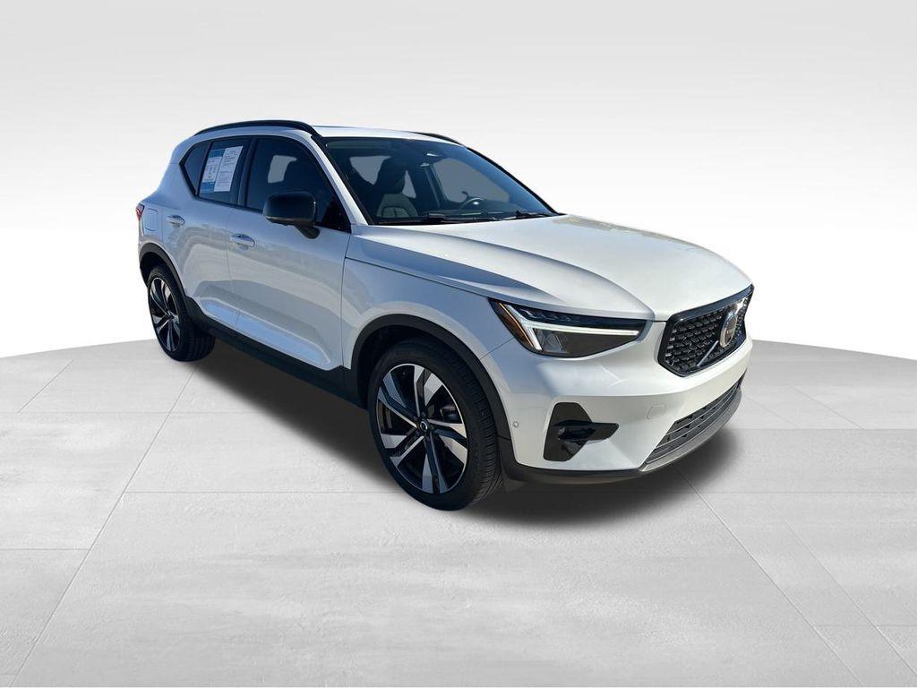 used 2023 Volvo XC40 car, priced at $33,982