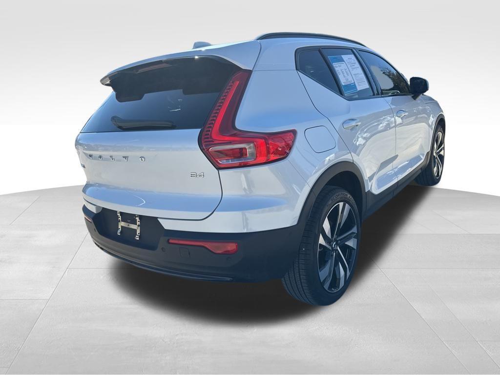 used 2023 Volvo XC40 car, priced at $33,982