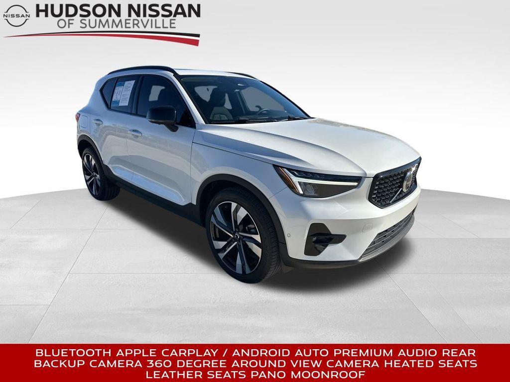 used 2023 Volvo XC40 car, priced at $33,982