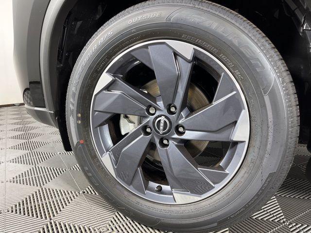 new 2025 Nissan Rogue car, priced at $30,883