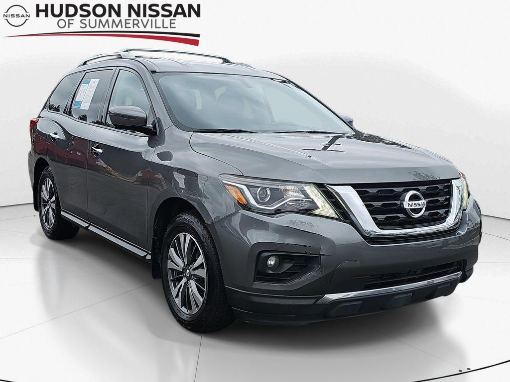 used 2017 Nissan Pathfinder car, priced at $12,900