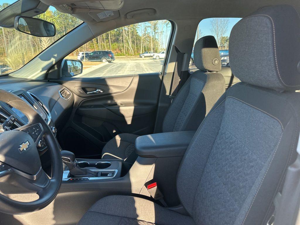 used 2022 Chevrolet Equinox car, priced at $22,968