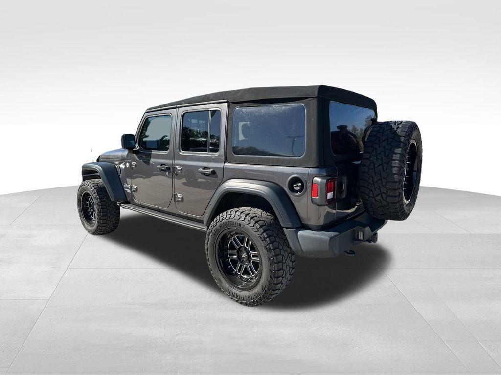 used 2021 Jeep Wrangler Unlimited car, priced at $29,788