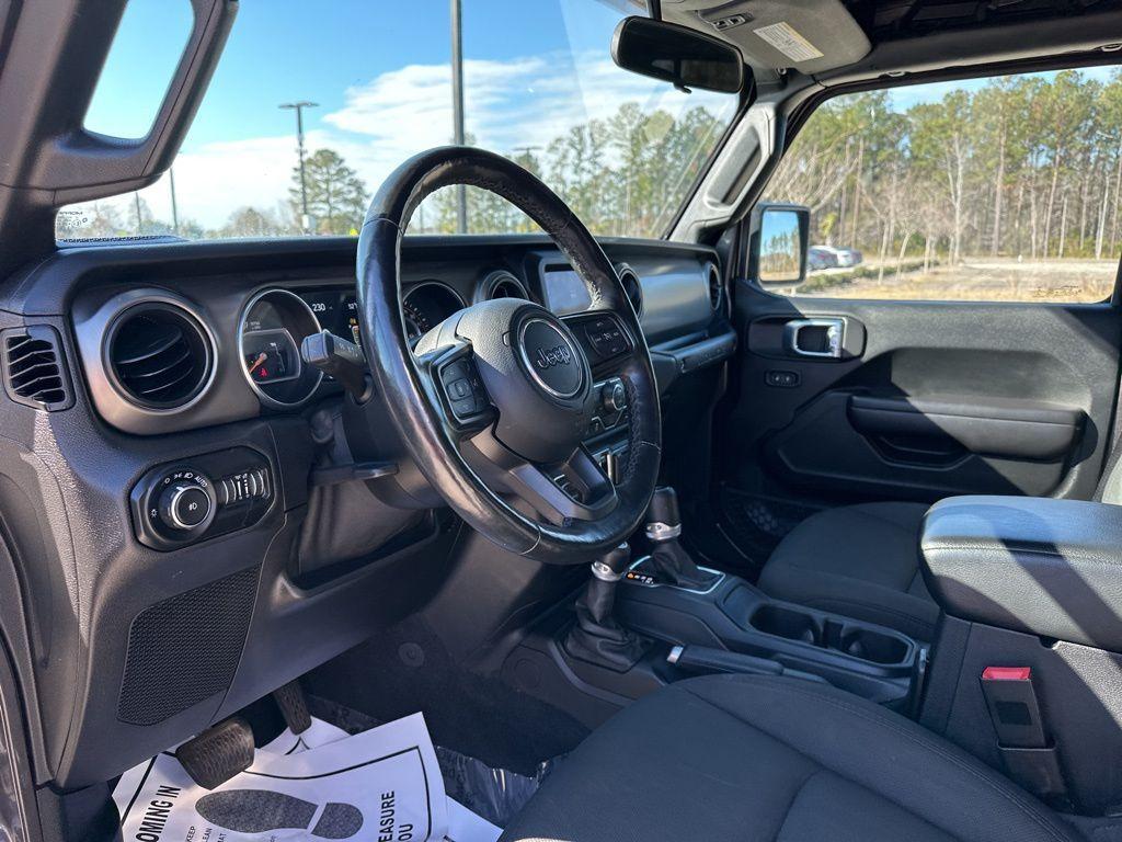 used 2021 Jeep Wrangler Unlimited car, priced at $29,788