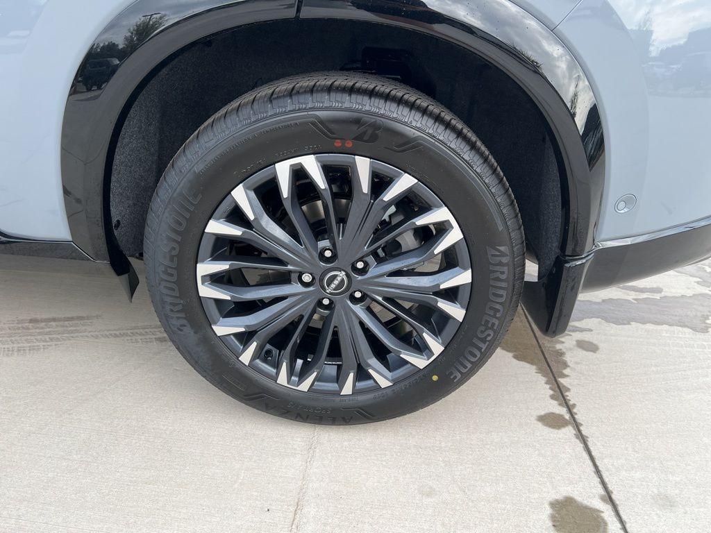 new 2025 Nissan Rogue car, priced at $39,946
