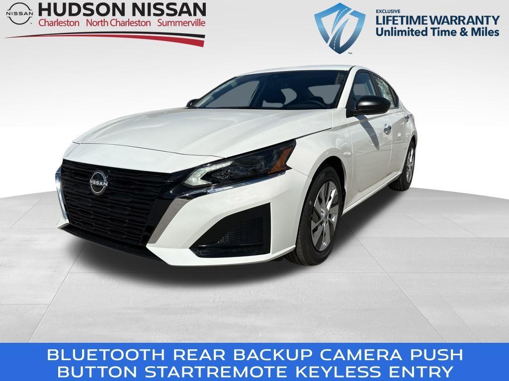 new 2025 Nissan Altima car, priced at $25,678