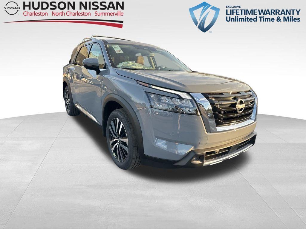 new 2025 Nissan Pathfinder car, priced at $52,340