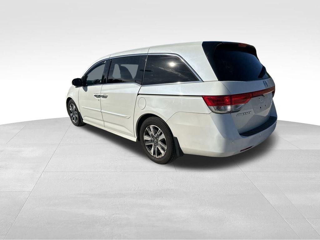 used 2015 Honda Odyssey car, priced at $11,921