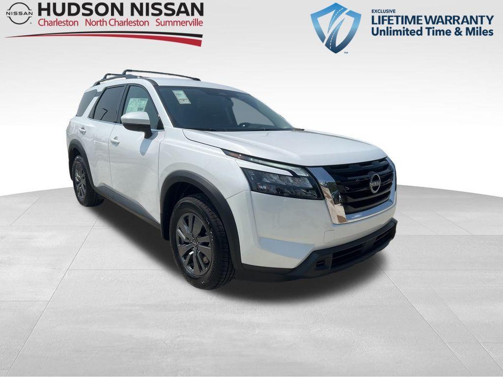new 2025 Nissan Pathfinder car, priced at $39,888