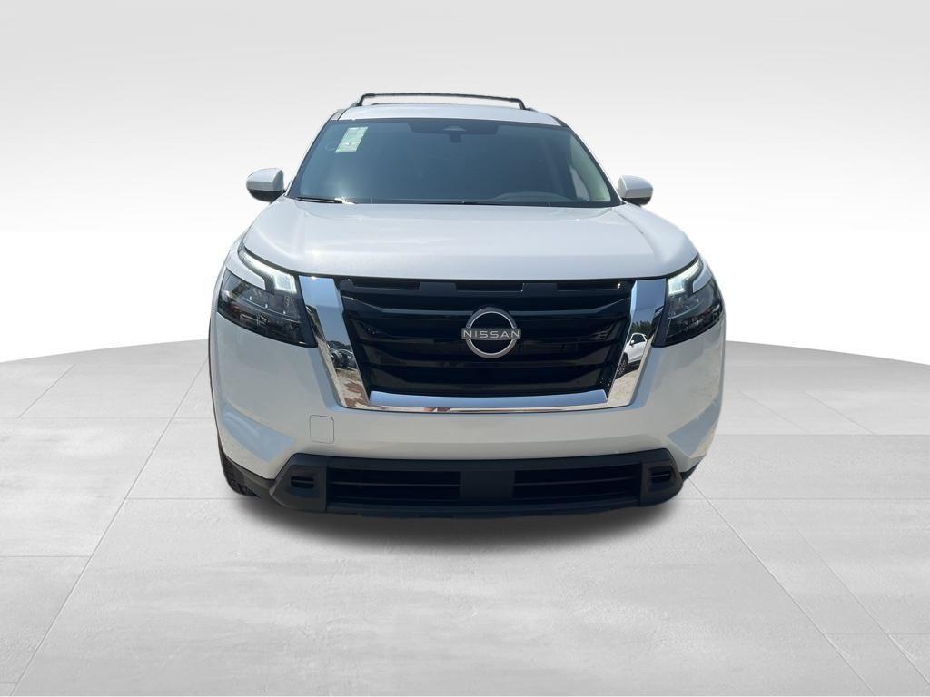 new 2025 Nissan Pathfinder car, priced at $39,888