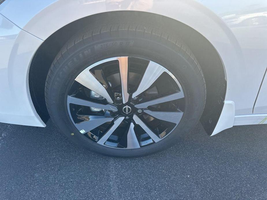 new 2025 Nissan Sentra car, priced at $26,367