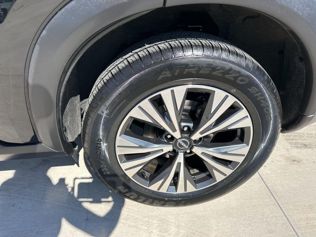 used 2023 Nissan Rogue car, priced at $22,200