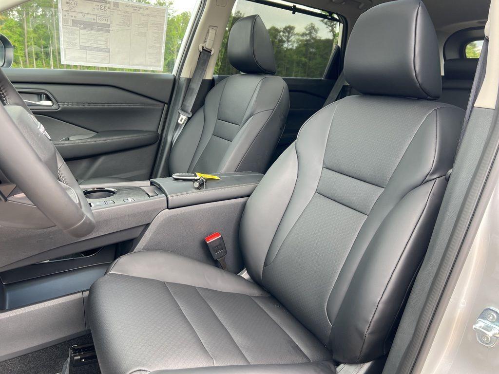 new 2025 Nissan Rogue car, priced at $32,482