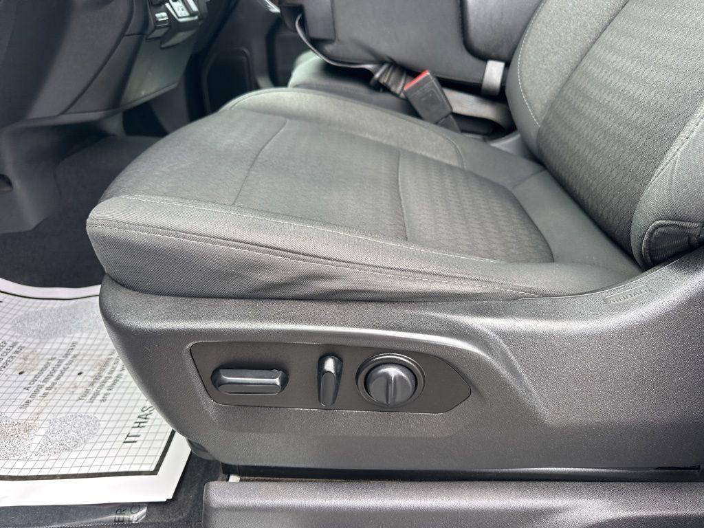 used 2020 Chevrolet Silverado 1500 car, priced at $31,900