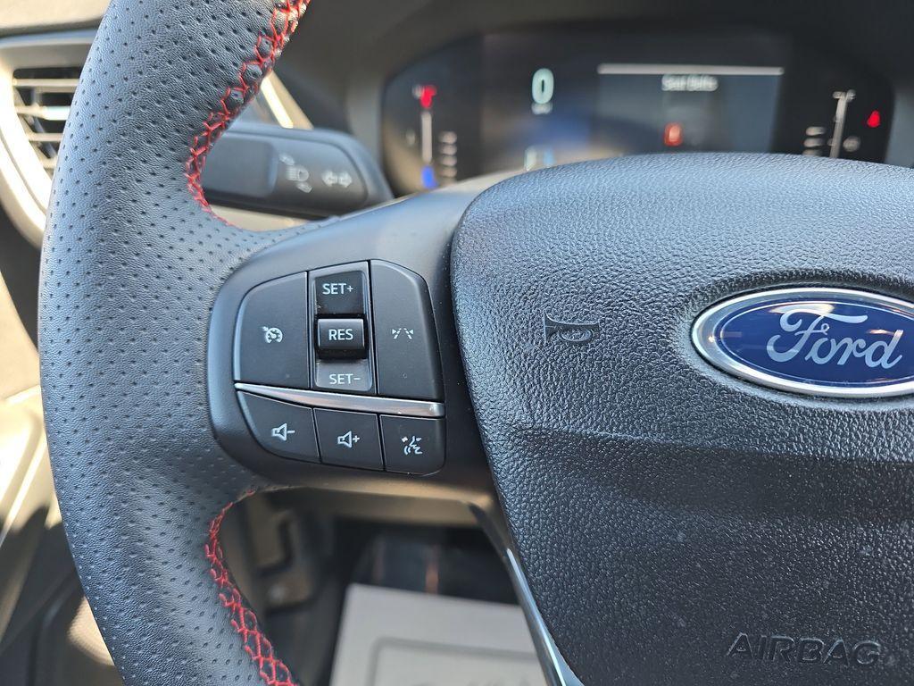 used 2023 Ford Escape car, priced at $22,300