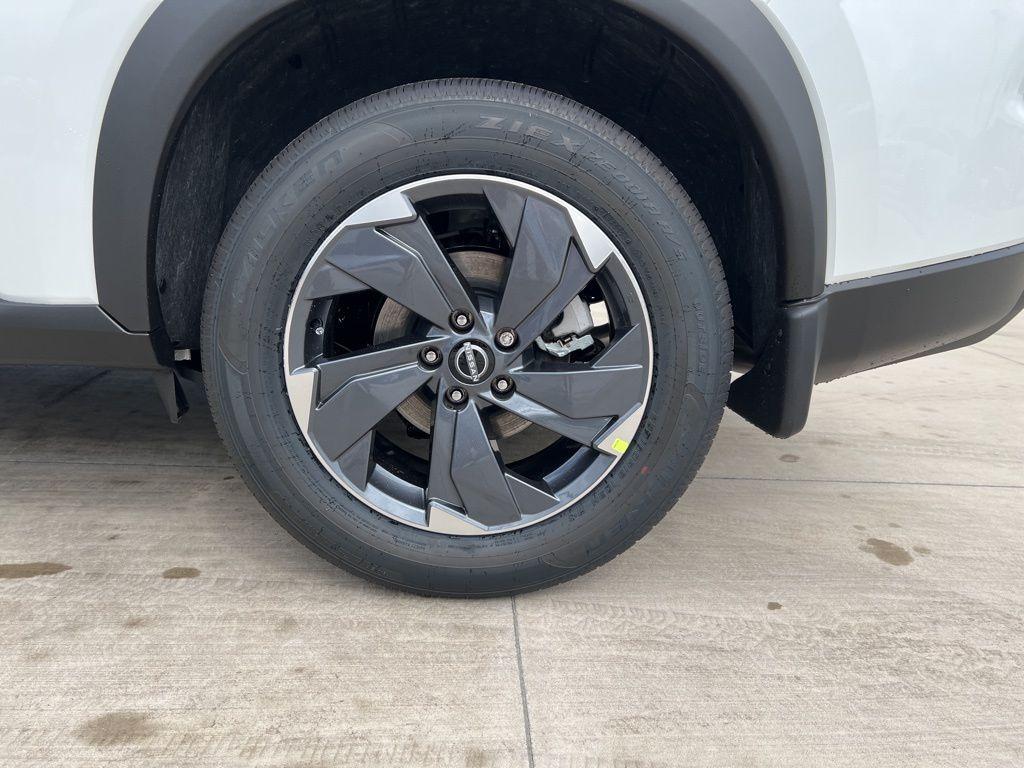 new 2025 Nissan Rogue car, priced at $32,886