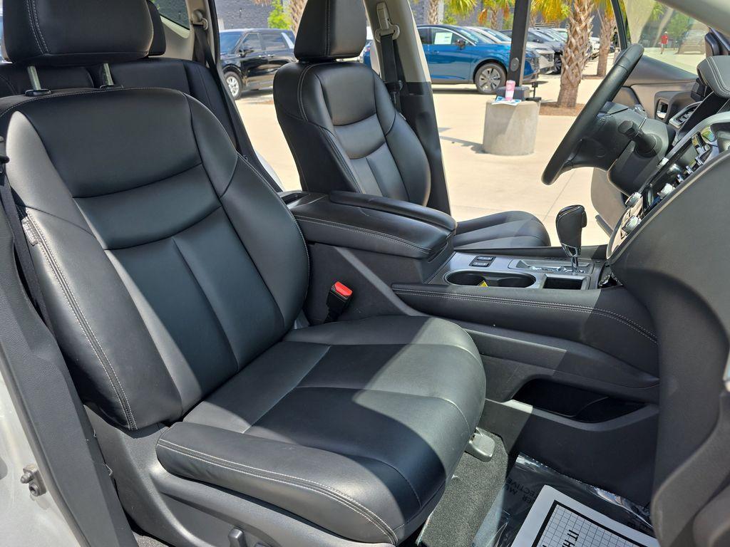 used 2023 Nissan Murano car, priced at $23,100