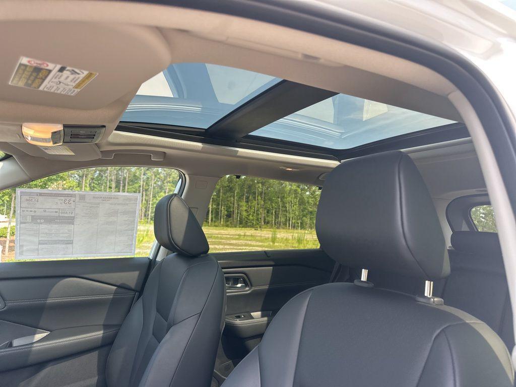 new 2025 Nissan Rogue car, priced at $33,519