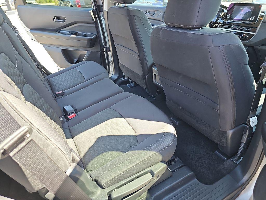 used 2024 Nissan Pathfinder car, priced at $30,900