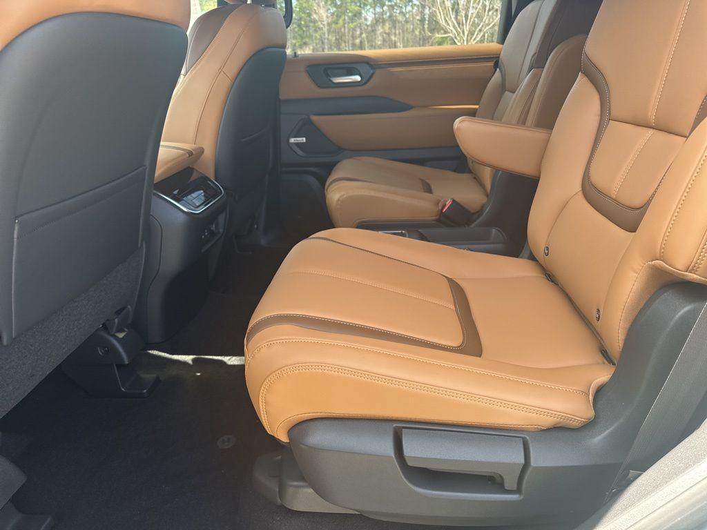 new 2025 Nissan Armada car, priced at $71,850