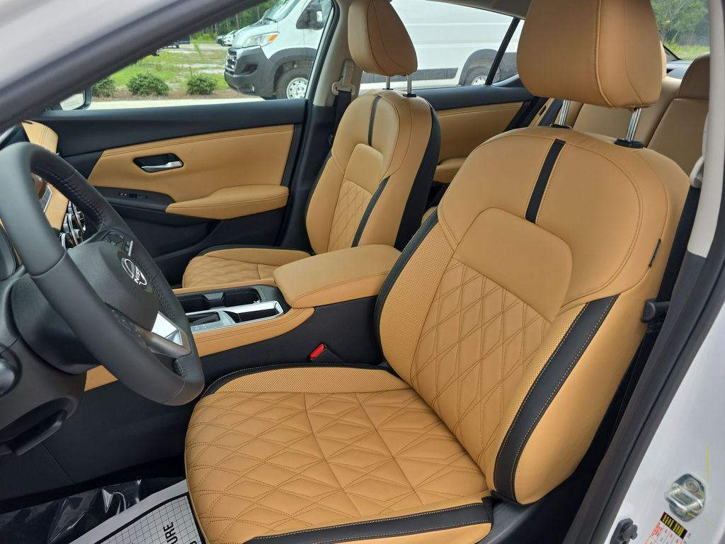 new 2025 Nissan Sentra car, priced at $25,778
