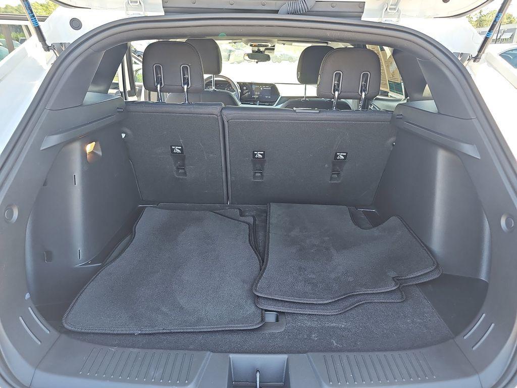 used 2024 Chevrolet Trax car, priced at $22,900