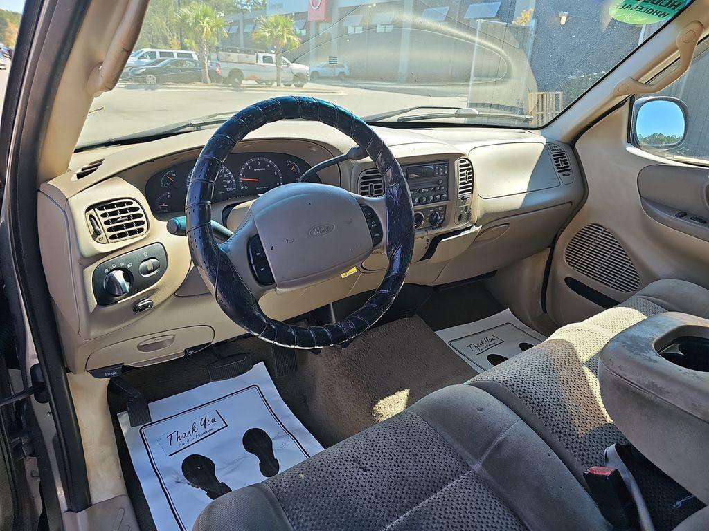 used 2002 Ford F-150 car, priced at $5,800