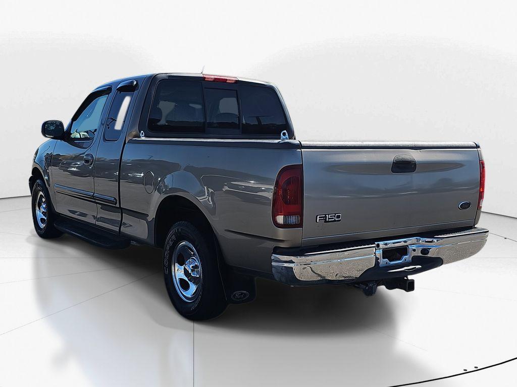 used 2002 Ford F-150 car, priced at $5,800