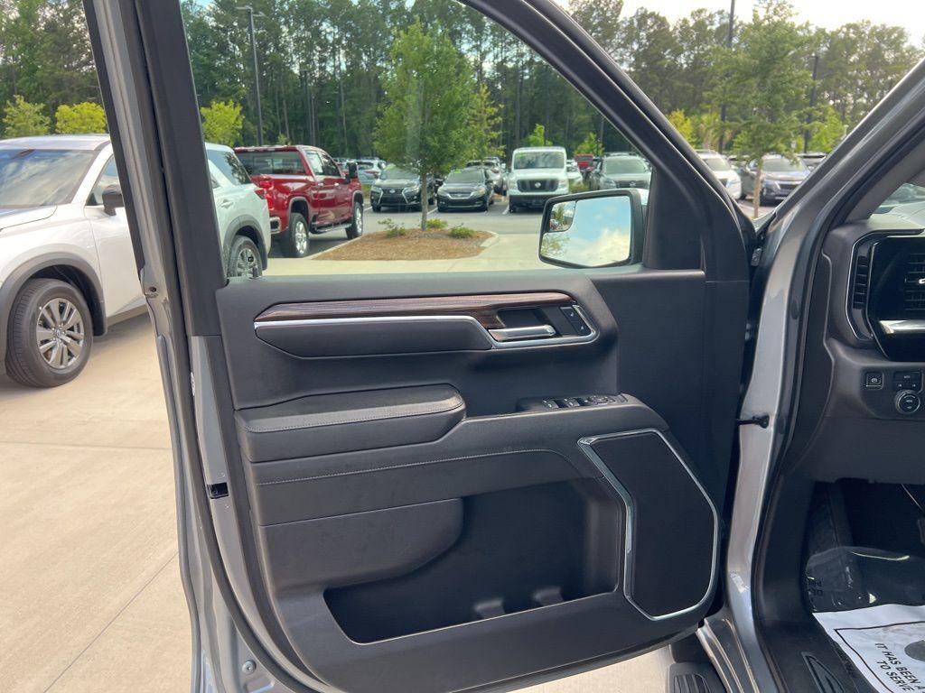 used 2023 Chevrolet Silverado 1500 car, priced at $33,900