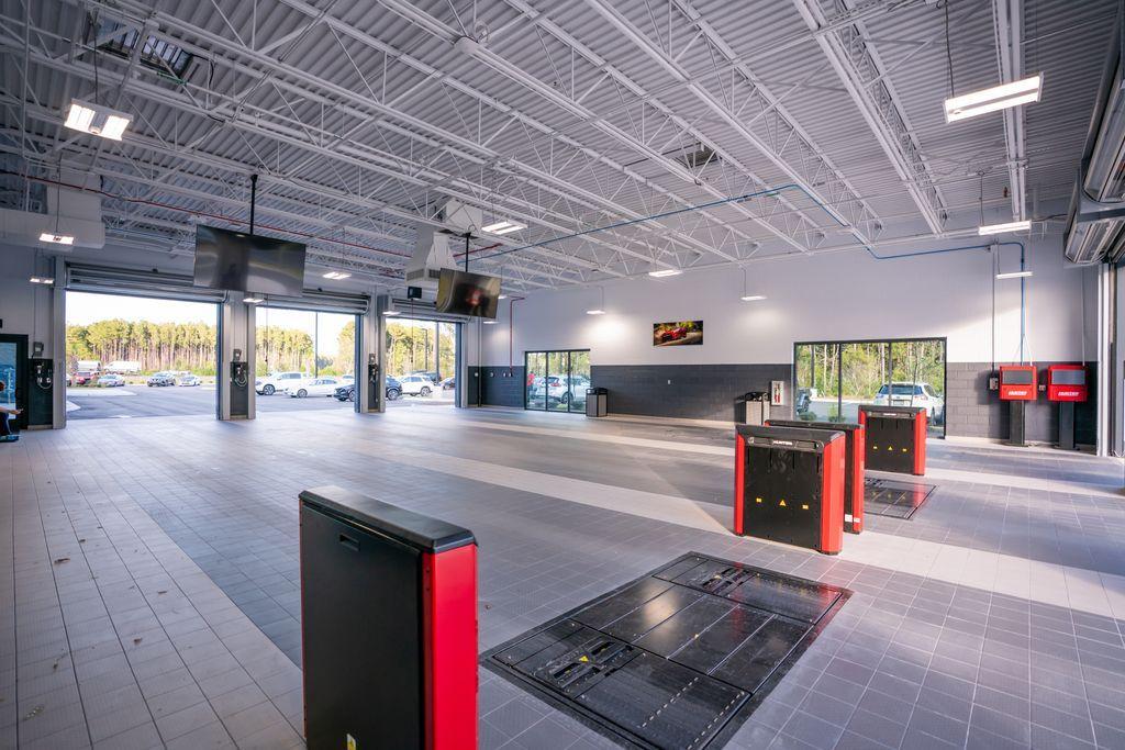 used 2022 Kia Sorento car, priced at $23,400