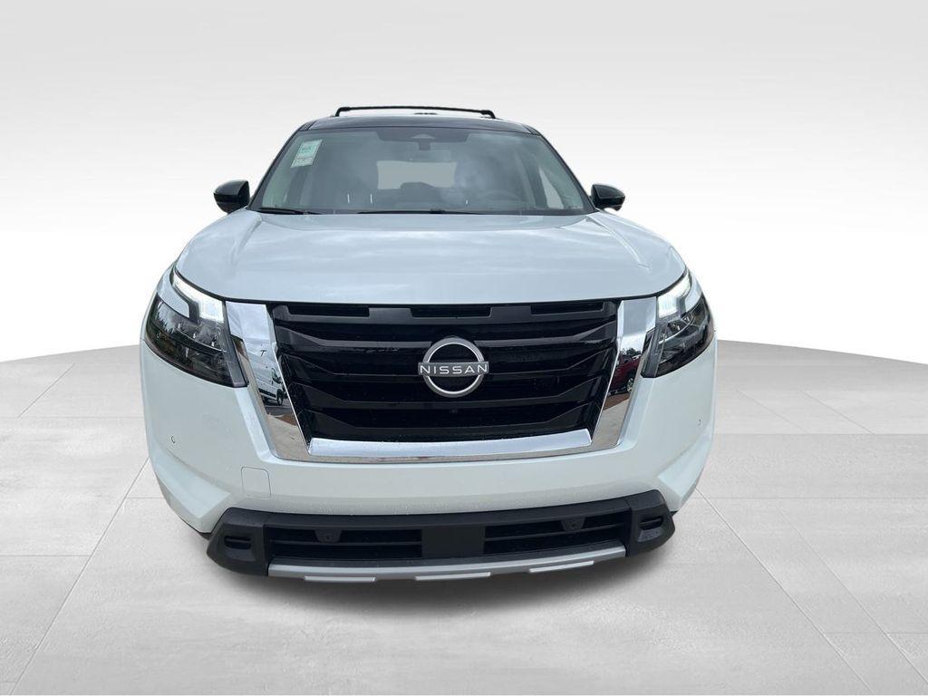 new 2025 Nissan Pathfinder car, priced at $49,409