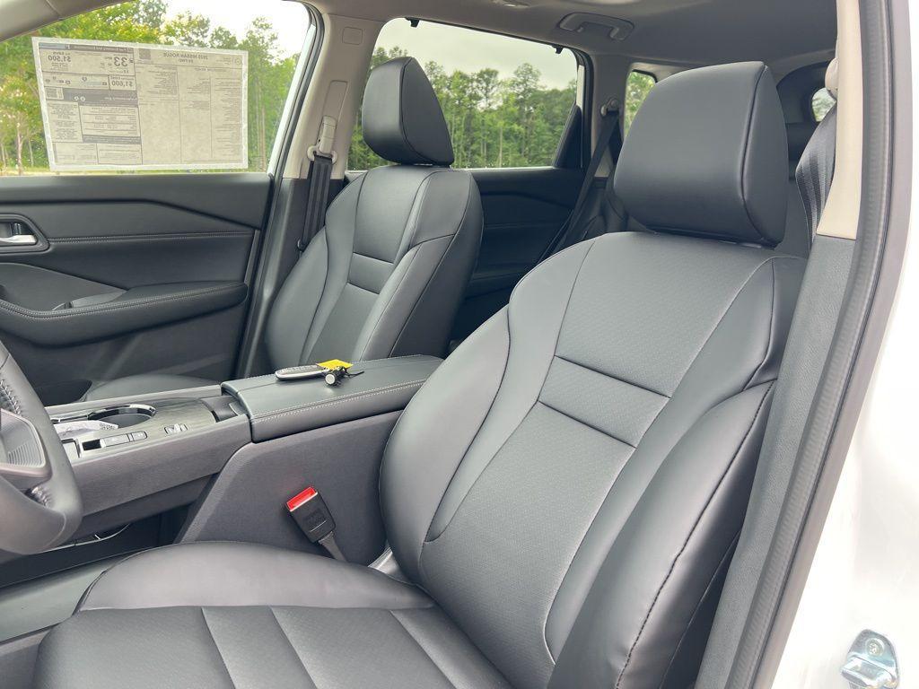 new 2025 Nissan Rogue car, priced at $32,886