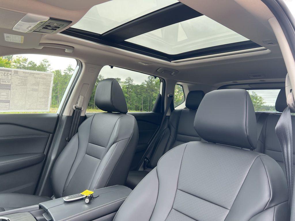 new 2025 Nissan Rogue car, priced at $32,886