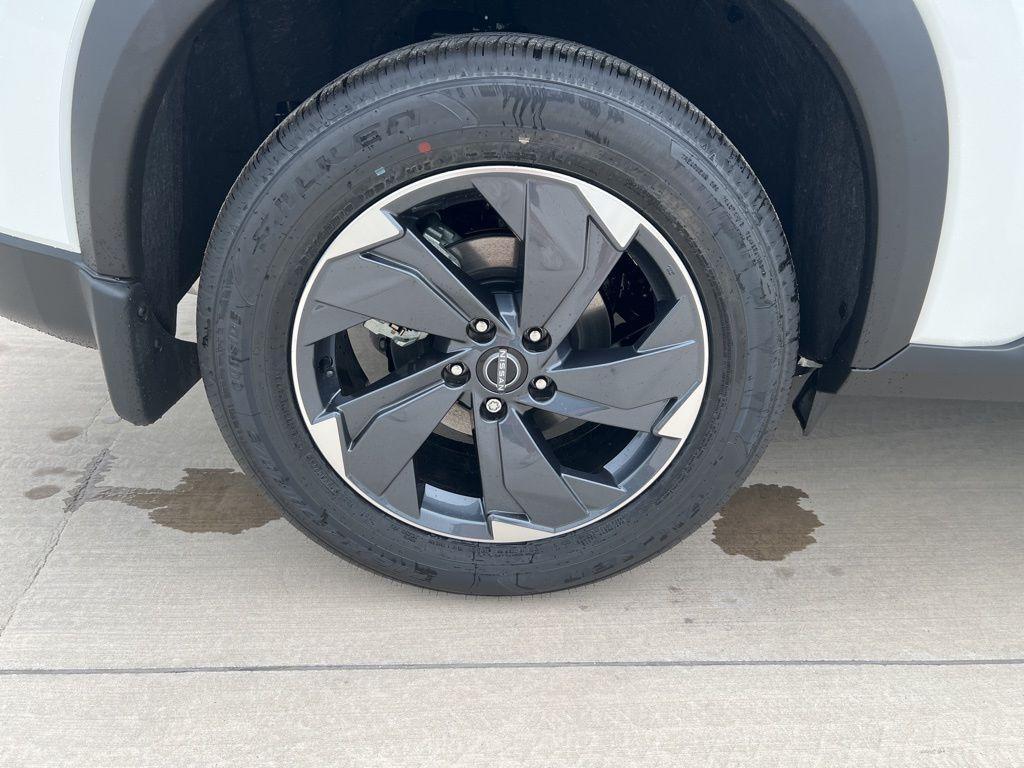 new 2025 Nissan Rogue car, priced at $32,886