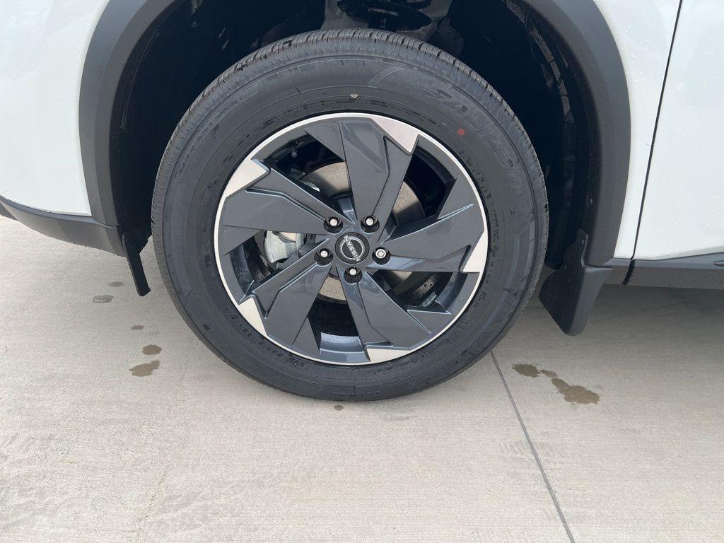 new 2025 Nissan Rogue car, priced at $32,886