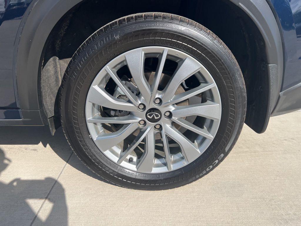 used 2024 INFINITI QX50 car, priced at $31,900