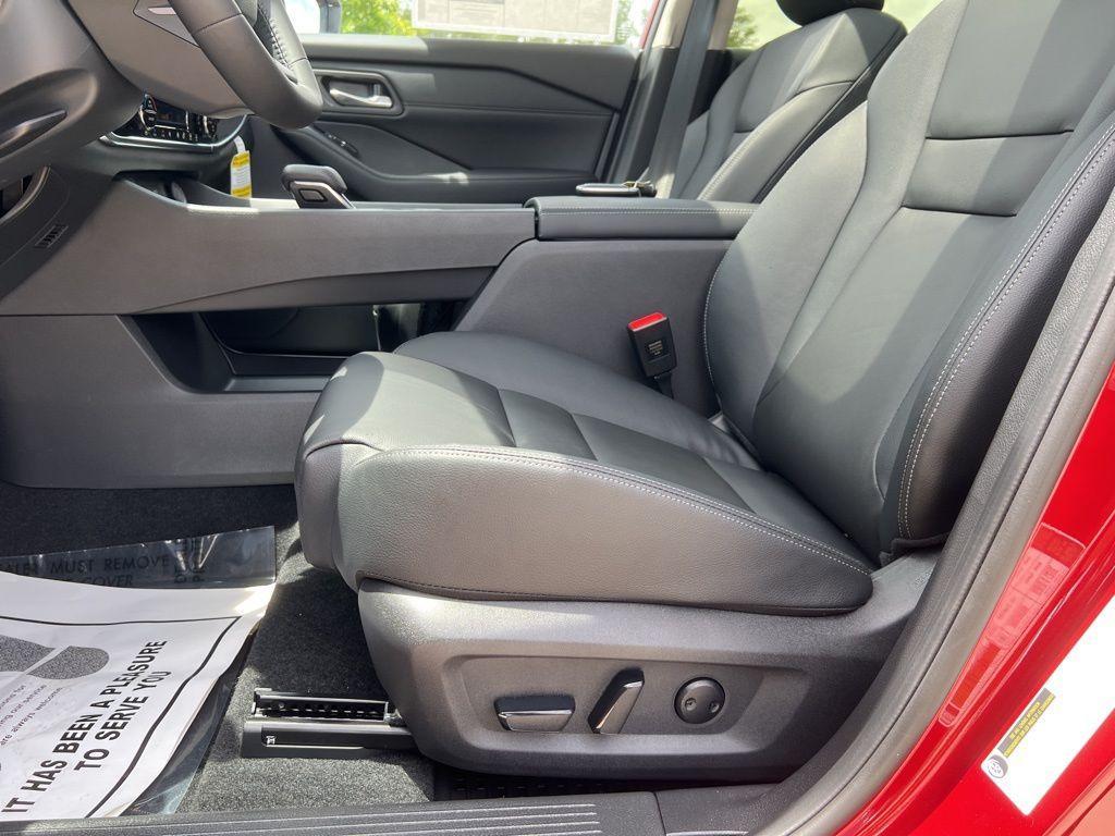 new 2025 Nissan Rogue car, priced at $40,802