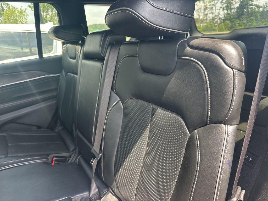 used 2023 Jeep Grand Cherokee L car