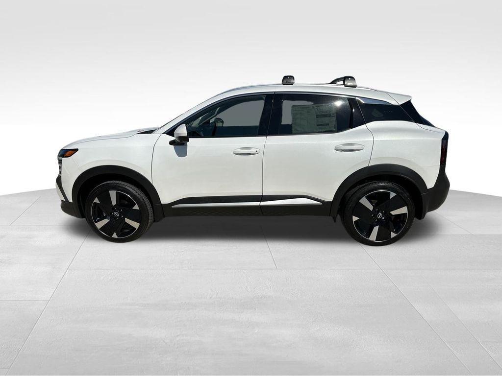 new 2025 Nissan Kicks car, priced at $28,259