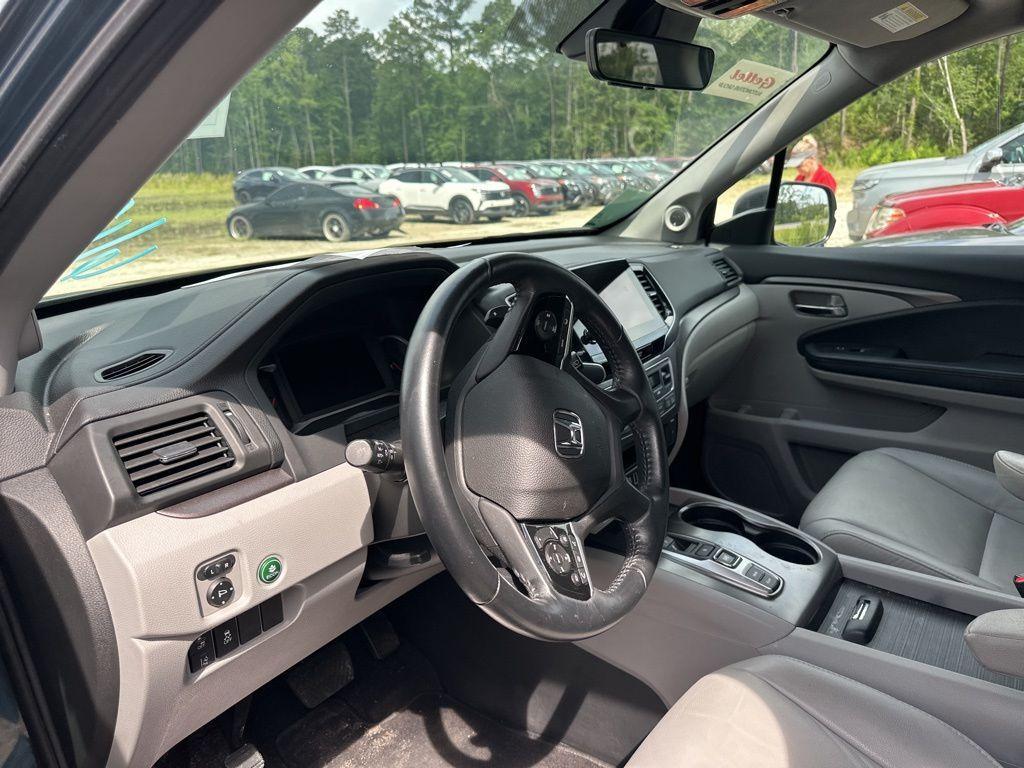 used 2021 Honda Pilot car, priced at $28,300