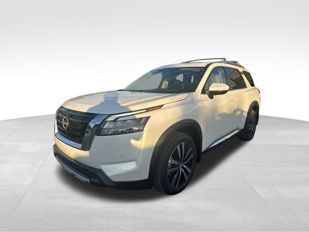 new 2025 Nissan Pathfinder car, priced at $51,530