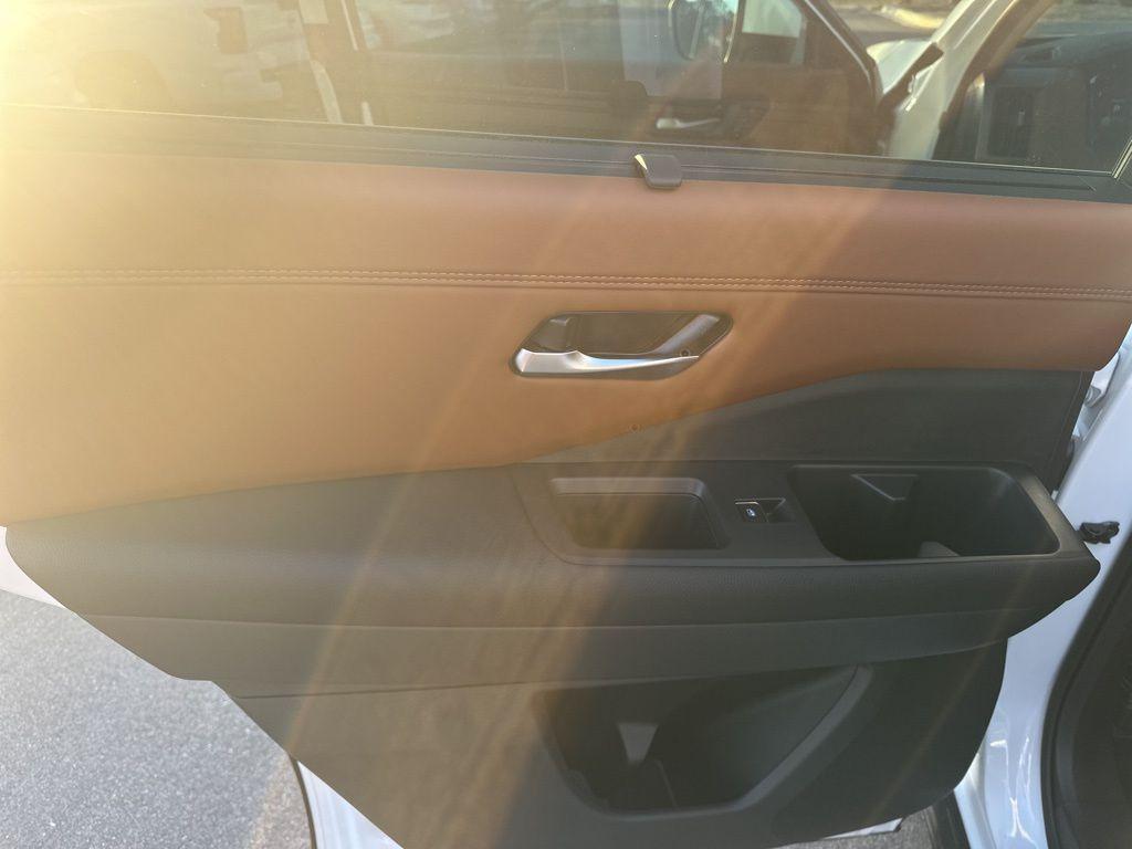 new 2025 Nissan Pathfinder car, priced at $53,030